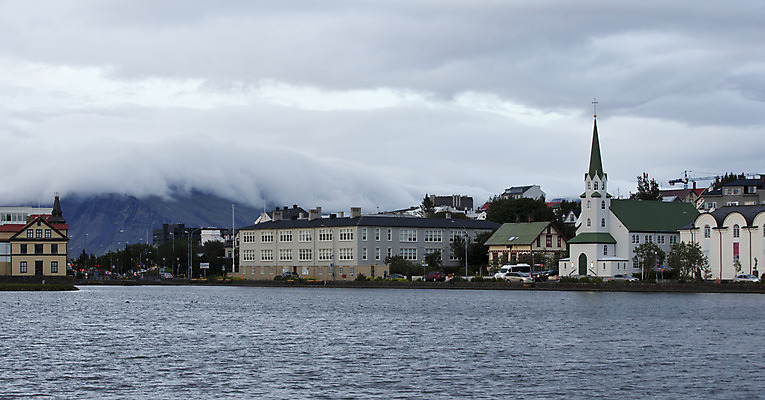 포토 JPG 해외이미지 전통 외관 유럽 문화 바다 여행 자연 산 주택 아이슬란드 풍경 사람없음 야외 건물 여름 침묵 도시 시골집 장면 북쪽 해외202004 해외포토 건축물 계절 나라 소리 방향 생태계 파일형식 이미지허브