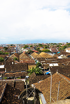 포토 JPG 해외이미지 지붕 주택 사람없음 건물 도시풍경 덮개 도시 최고 정상 옥상 인도네시아 타운 스카이라인 해외202004 해외포토 건축물 아시아 풍경 뚜껑 파일형식 이미지허브