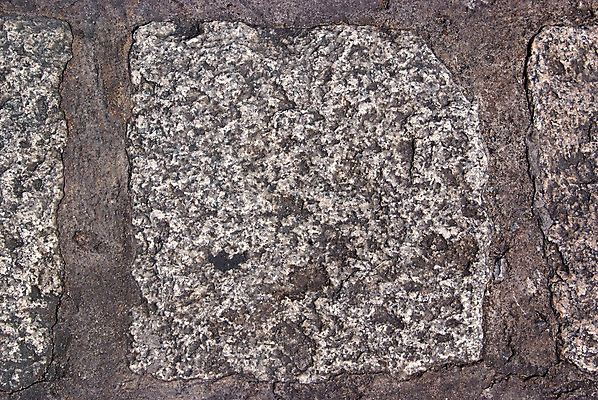 포토 JPG 해외이미지 모양 전통 디자인 영어 도로 길 선 백그라운드 패턴 건축양식 표면 추상 벽돌 영국 잉글랜드 거리 바닥 사람없음 빛 스크린 검은색 어둠 블록 회색 수확 조약돌 시골 고속도로 역사 닫기 오솔길 큐브 휴양지 질감 정사각형 땅바닥 방법 옛날 화강암 해외202004 해외포토 도형 문자 건축 유럽 컬러 무늬 농업 교통시설 모션 장소 암석 돌_바위 파일형식 이미지허브