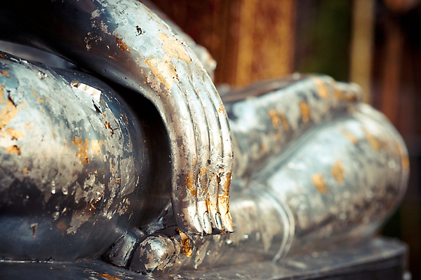 포토 JPG 해외이미지 손 아시아 종교 문화 조각 포즈 불교 건축양식 손가락 태국 손바닥 앉기 동양인 사람없음 조각상 숫자 금속 사찰 영혼 파편 명상 신성 숭배 엘리먼트 옛날 해외202004 해외포토 문자 건축 나라 종교건축 모션 재질 인종 신체부위 조형물 파일형식 이미지허브