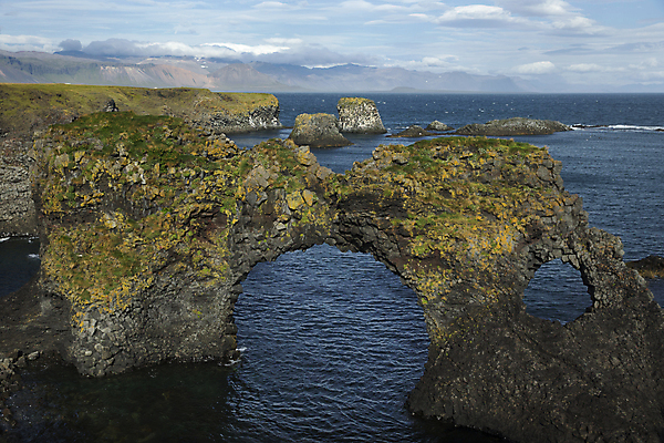 포토 JPG 해외이미지 구름 바다 여행 자연 하늘 산 아이슬란드 풍경 해변 사람없음 물 여름 일몰 추위 북극 장면 북쪽 대서양 해외202004 해외포토 자연요소 계절 유럽 노을 극지방 방향 생태계 파일형식 이미지허브