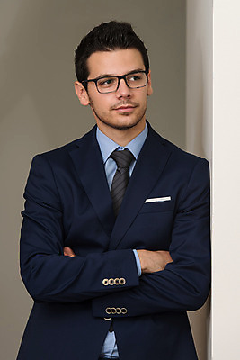 포토 JPG 해외이미지 백인 직업 1 응시 남자 안경 생각 비즈니스 CEO 사업가 성공 세포 한명 서기 사람 성인 사무실 꿈 흰색 비즈니스맨 자신감 경영자 예복 교차 경영 배려 심각 접기 셀룰러 치프 해외202004 해외포토 서양인 시선 잡화 옷 감정 컬러 컨셉 모션 직장인 리더 파일형식 이미지허브