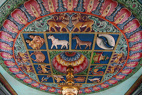 포토 JPG 해외이미지 종교 조각 사람없음 기도 점 사찰 인도인 묘사 신성 싱가폴 사당 힌두교 해외202004 해외포토 외국인 아시아 종교건축 동양인 파일형식 이미지허브