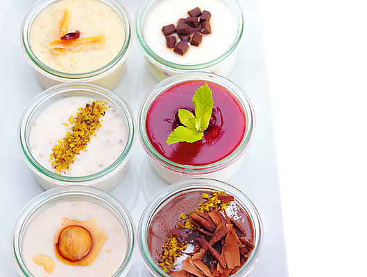 포토 JPG 해외이미지 쟁반 실내 종류 사람없음 여러개 다양 흰배경 푸딩 해외202004 해외포토 다수 백그라운드 디저트 내부 흰색 파일형식 이미지허브