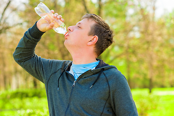 포토 JPG 해외이미지 백인 1 라이프스타일 웰빙 남자 음료 스포츠 자연 휴식 건강 한명 사람 인종 성인 야외 물 여름 운동 햇빛 마시기 신선 잡기 갈증 상쾌 근육질 긍정 유일 해외202004 해외포토 자연요소 서양인 계절 감정 컨셉 모션 근육 생활 태양 몸매 생태계 파일형식 이미지허브