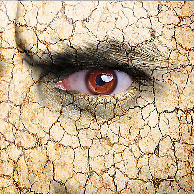 포토 JPG 해외이미지 1 디자인 여자 지구 얼굴 모래 컨셉 표면 건조 가면 미술 한명 사람 글로벌 노란색 환경 손상 사막 분노 껍질 거친 균열 닫기 갈증 모래언덕 피부 만족 부식 질감 가뭄 깨짐 해외202004 해외포토 감정 컬러 모션 날씨 문화예술 신체부위 언덕 파일형식 이미지허브