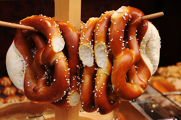 포토 JPG 해외이미지 실내 사람없음 아웃포커스 여러개 걸기 브레첼 해외202004 해외포토 다수 모션 디저트 촬영기법 내부 파일형식 이미지허브