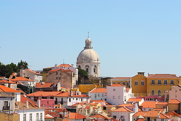 포토 JPG 해외이미지 실루엣 유럽 기독교 종교 건축양식 놀이 하늘 지붕 휴가 사람없음 건물 여름 파란색 빛 도시풍경 햇빛 태양 성당 교회 탑 도시 최고 지중해 포르투갈 만족 타운 공평 리스본 옛날 카피스페이스 효과 해외202004 해외포토 자연요소 건축물 계절 건축 감정 나라 바다 컬러 종교건축 촬영기법 풍경 공백 파일형식 이미지허브