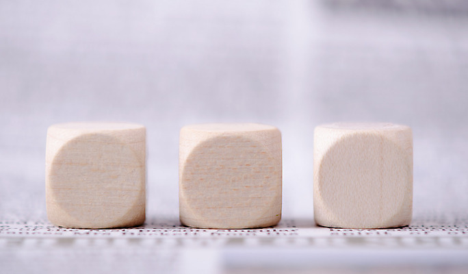 포토 JPG 해외이미지 알파벳 교육 종이 비즈니스 텍스트 통신 아침 실내 3 사람없음 목재 가로 글로벌 자료 재활용 정보 신문 뉴스 잡지 인쇄 오브젝트 주사위 문학 페이지 언론 뉴스레터 모금 줄서기 출판 해외202004 해외포토 주간 나무 템플릿 영어 재료 모션 내부 간행물 친환경 파일형식 이미지허브