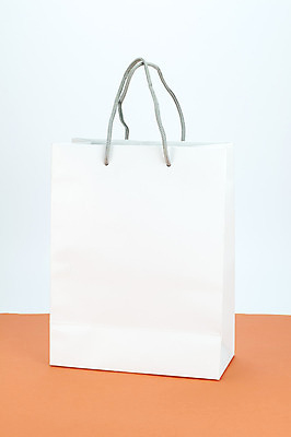 포토 JPG 해외이미지 디자인 종이 백그라운드 가방 오렌지 포장 사람없음 쇼핑 상자 우주 상점 공백 회색 흰색 구매 컨테이너 오브젝트 싱글 패키지 소매 판지 고립 해외202004 해외포토 잡화 산업 컬러 과일 파일형식 이미지허브