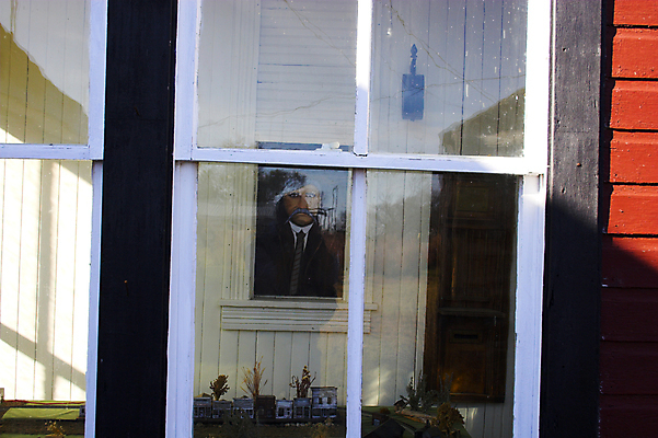 포토 JPG 해외이미지 농업 건축양식 자연 주택 풍경 사람없음 야외 초록색 여름 파란색 태양 농장 노란색 마을 맑음 미국 페인트 시골 신선 역사 균열 유기농 심플 목공예 밭일 서쪽 옛날 파라다이스 평야 해외202004 해외포토 자연요소 웰빙 계절 건축 산업 컬러 북아메리카 모션 날씨 건물 공예 방향 생태계 파일형식 이미지허브