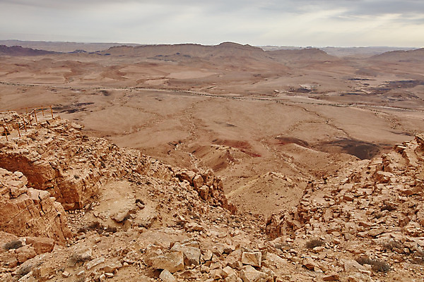포토 JPG 해외이미지 공원 지구 모래 여행 오렌지 자연 하늘 산 풍경 사람없음 빨간색 컬러풀 사막 바위 분화구 동쪽 이스라엘 전국 해외202004 해외포토 공공시설 컬러 과일 돌_바위 방향 생태계 화산 서아시아 파일형식 이미지허브