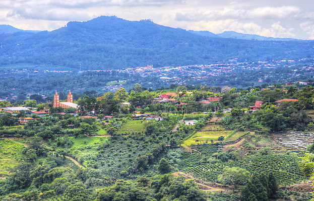 포토 JPG 해외이미지 커피 잎 농업 산 풍경 사람없음 컬러풀 교회 중앙아메리카 라틴아메리카 코스타리카 해외202004 해외포토 식물 산업 음료 컬러 종교건축 아메리카 건물 파일형식 이미지허브