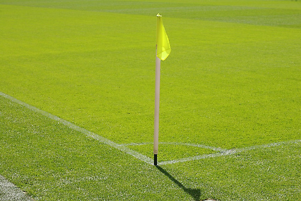 포토 JPG 해외이미지 직업 스포츠 밭 축구공 공 놀이 경기 사람없음 컵 초록색 세계 노란색 축구 경쟁 경기장 봄 게임 깃발 우승 원형 그물 모서리 발사 점수 골 해외202004 해외포토 도형 식기 계절 컬러 컨셉 농업 축구용품 스포츠시설 구기 최고 파일형식 이미지허브