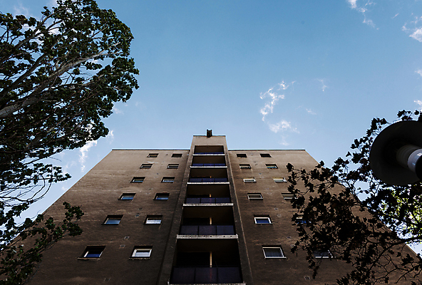 포토 JPG 해외이미지 나무 구름 공원 산업 백그라운드 잎 건축양식 자연 하늘 날씨 사람없음 야외 건물 파란색 봄 흰색 버리기 내추럴 소비에트 옛날 해외202004 해외포토 자연요소 식물 건축물 계절 공공시설 건축 컬러 모션 생태계 파일형식 이미지허브