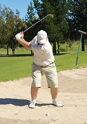 포토 JPG 해외이미지 나무 백인 직업 남자 모래 스포츠 셔츠 골프 바지 공 자연 놀이 하늘 한명 풍경 취미 야외 초록색 여름 파란색 우주 운전 게임 운전사 골퍼 강의 연습 그네 클럽 슛 기어 때리기 스트라이크 운동가 캡모자 플레이어 해외202004 해외포토 서양인 식물 모자_잡화 1 계절 컬러 상의 모션 하의 운동선수 사람 구기 생태계 파일형식 이미지허브