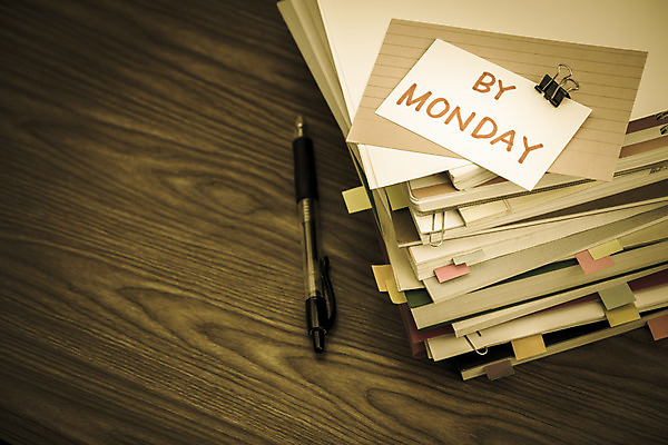 포토 JPG 해외이미지 영어 교육 종이 문장 비즈니스 텍스트 학교 사람없음 책 단어 스터디 사무실 쌓기 정보 수확 업무 신용카드 메시지 끝 인쇄 책상 오브젝트 보고서 준비 파일 바쁨 폴더 흙더미 종료 경영 고립 골 마감 보관소 세피아 월요일 제출 프로젝트 헬프 해외202004 해외포토 문자 가구 농업 모션 촬영기법 금융 학습 흙 작업 도움 저장 요일 파일형식 더미 이미지허브