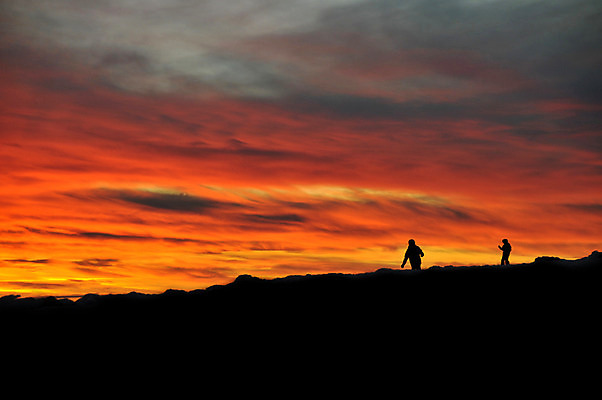 포토 JPG 해외이미지 구름 호수 오렌지 상상 자연 하늘 날씨 미래 산 풍경 사람없음 가로 태양 우주 일출 일몰 꿈 행성 외계인 공상 오해 특별함 해외202004 해외포토 자연요소 컨셉 과일 노을 미확인물체 생태계 파일형식 이미지허브