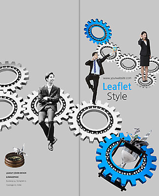 전신 PSD 서양인 템플릿 편집 표지디자인 북디자인 출판디자인 여자 표지 남자 리플렛 2단접지 북커버 비즈니스 서기 앉기 정장 팜플렛 성인 세명 스마트폰 지구본 팔짱 듣기 한국인 비즈니스맨 비즈니스우먼 나침반 일본인 모래시계 톱니바퀴 통화 종이학 이미지템플릿 외국인 옷 모래 시계 모션 사람 동양인 핸드폰 스마트기기 직장인 종이접기 파일형식