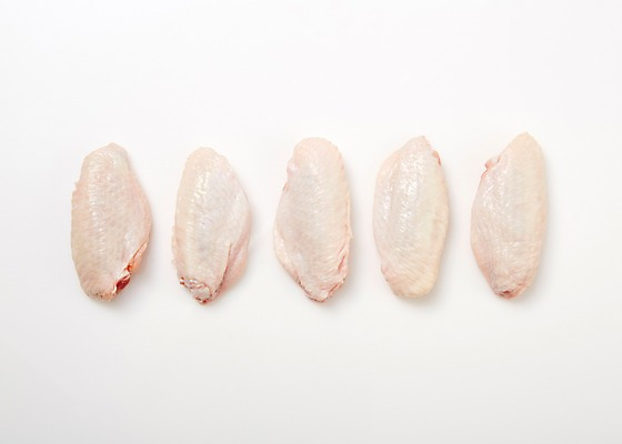 포토 JPG 스튜디오촬영 날개 식재료 실내 육류 사람없음 닭고기 여러개 흰배경 닭날개 국내포토 다수 백그라운드 내부 흰색 파일형식