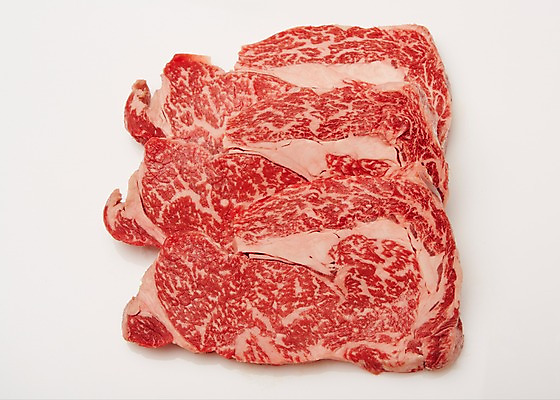 포토 JPG 스튜디오촬영 식재료 실내 육류 사람없음 소고기 세개 흰배경 꽃등심 마블링 국내포토 백그라운드 3 내부 흰색 파일형식