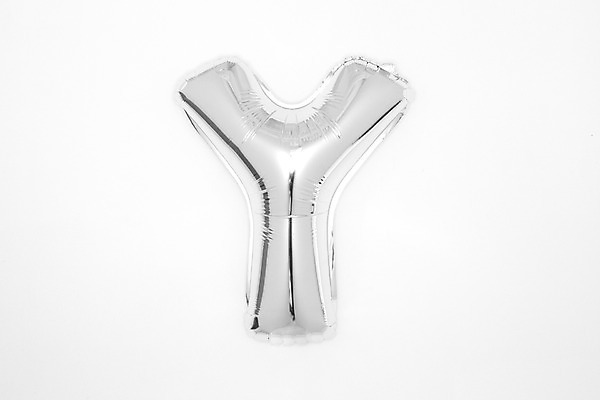 포토 JPG 스튜디오촬영 문자 알파벳 영어 기념일 대문자 누끼 이벤트 사람없음 파티 은색 파티용품 풍선 Y 헬륨 국내포토 컬러 실내 원소 이벤트용품 파일형식