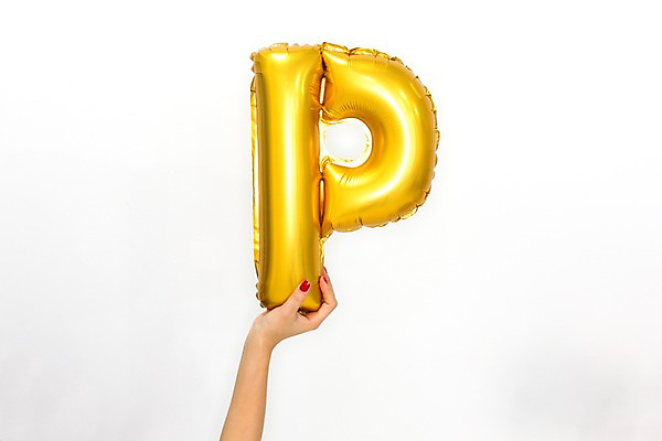 포토 JPG 스튜디오촬영 문자 손 알파벳 영어 기념일 대문자 누끼 이벤트 신체부위 파티 P 파티용품 풍선 헬륨 국내포토 실내 사람 원소 이벤트용품 파일형식