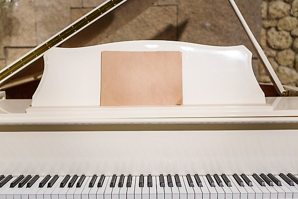 포토 JPG 악기 백그라운드 실내 사람없음 건반 오브젝트 그랜드피아노 헬륨 국내포토 음악 내부 원소 피아노 파일형식