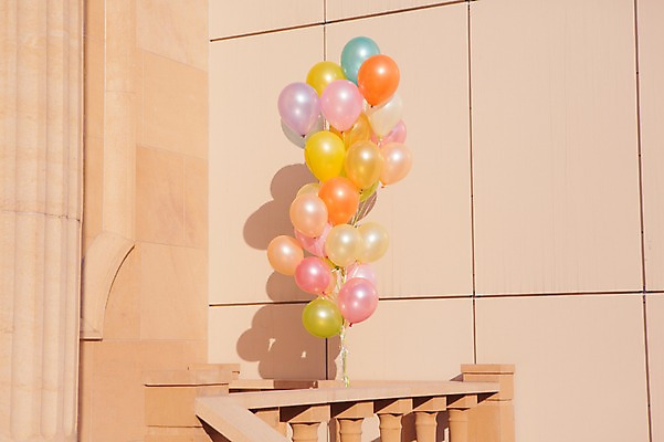 포토 JPG 기념일 벽 백그라운드 벽면 사람없음 파티 파티용품 풍선 헬륨 국내포토 이벤트 원소 이벤트용품 파일형식