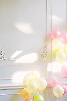 포토 JPG 기념일 벽 백그라운드 사람없음 파티 파티용품 풍선 헬륨 국내포토 이벤트 원소 이벤트용품 파일형식