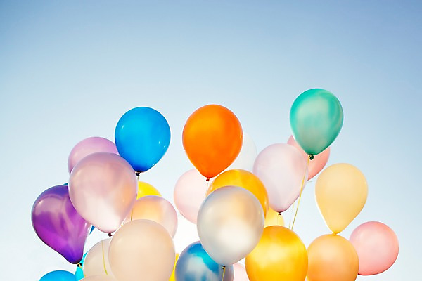 포토 JPG 기념일 백그라운드 하늘 사람없음 컬러풀 파티 파티용품 풍선 헬륨 국내포토 컬러 이벤트 원소 이벤트용품 파일형식