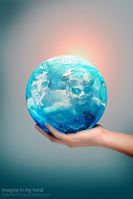 PSD 외국인 편집 편집이미지 손 여자 남자 어린이 어류 들기 두명 신체부위 수중 물안경 디지털합성 합성 디지털아트 이미지편집 모션 사람 인종 수중동물 수영용품 파일형식