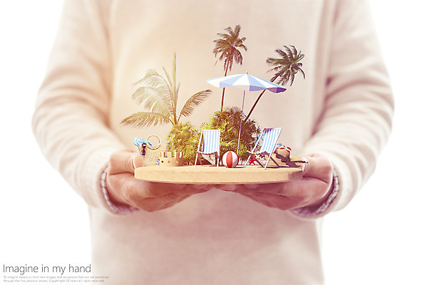 PSD 편집 편집이미지 모자 여자 한명 들기 성인 야자수 파라솔 비치볼 디지털합성 휴양지 선베드 합성 모래성 디지털아트 이미지편집 나무 1 잡화 모래 의자 공 모션 바캉스용품 사람 장소 파일형식