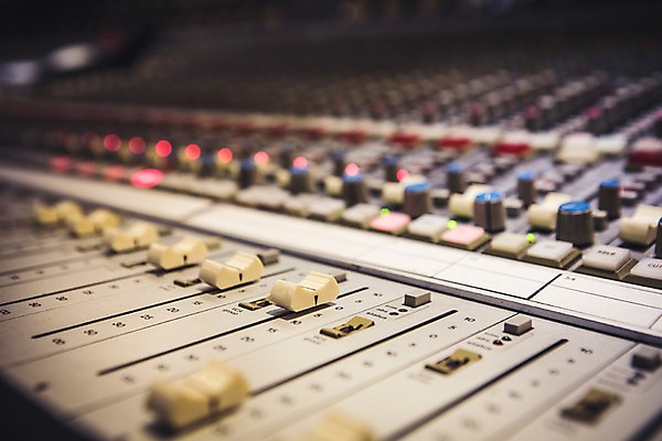 포토 JPG 음악 음향기기 사람없음 조절 조절기 사운드믹서 국내포토 문화예술 전자제품 기계 파일형식