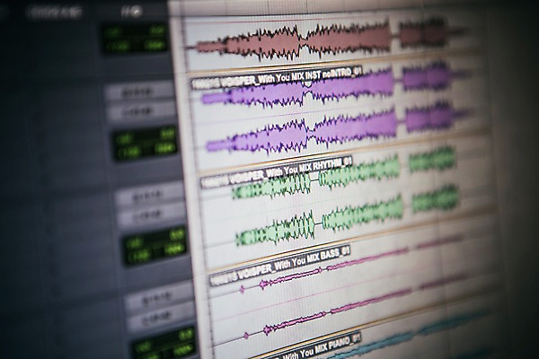 포토 JPG 편집 음악 사람없음 아웃포커스 소리 프로그램 국내포토 문화예술 촬영기법 파일형식