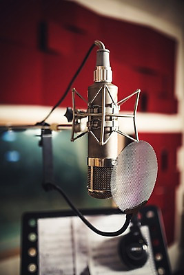 포토 JPG 음악 음향기기 실내 사람없음 아웃포커스 마이크 녹음실 국내포토 문화예술 촬영기법 내부 전자제품 파일형식 녹음_기록