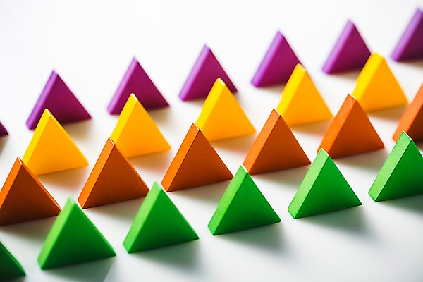 포토 JPG 스튜디오촬영 교육 사람없음 장난감 블록 삼각형 오브젝트 교구 교육용품 유아교구 에듀 에듀케이션 완구용품 나무블록 교보재 국내포토 도형 문구용품 실내 목재 유아교재 파일형식