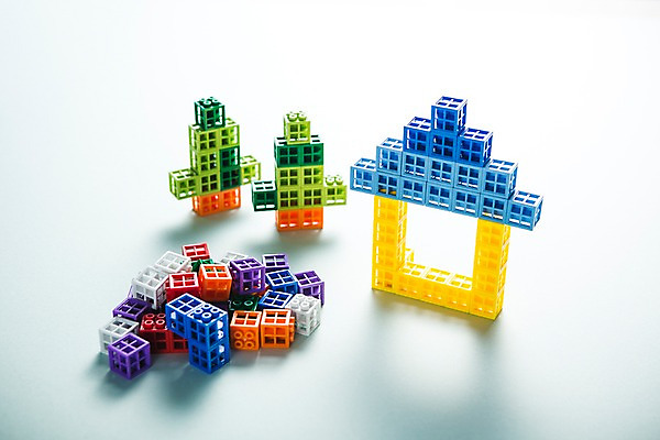 포토 JPG 스튜디오촬영 교육 부동산 사람없음 장난감 블록 오브젝트 교구 교육용품 유아교구 에듀 에듀케이션 완구용품 집모양 교보재 국내포토 모양 문구용품 실내 재산 유아교재 파일형식