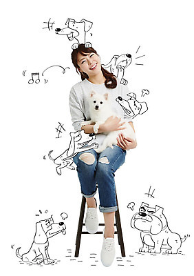 전신 편집 여자 의자 음표 여러마리 포토일러 한명 웃음 앉기 20대 성인 반려동물 한국인 강아지 불독 반려 스피츠 이미지편집 AI파일 동물 편집이미지 1 기호 음악 가구 다수 모션 표정 사람 동양인 청년 개 파일형식 벡터