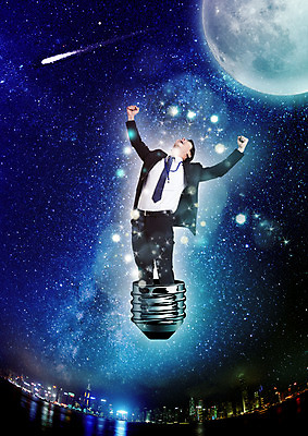 PSD 편집 편집이미지 남자 별 바다 비즈니스 전구 하늘 한명 서기 정장 빌딩 성인 30대 주먹 기쁨 한국인 달 도시 비즈니스맨 야간 유성 이미지편집 자연요소 1 옷 감정 모션 사람 동양인 건물 장년 직장인 파일형식