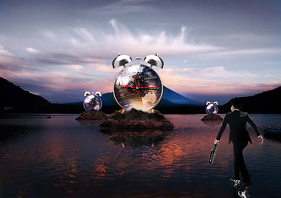 전신 PSD 구름 편집 편집이미지 남자 실루엣 바다 서류가방 비즈니스 하늘 산 한명 정장 성인 뒷모습 지구본 걷기 노을 글로벌비즈니스 일몰 자명종 시간 비즈니스맨 이미지편집 자연요소 1 옷 뷰포인트 시계 가방 모션 촬영기법 사람 글로벌 알람 직장인 파일형식