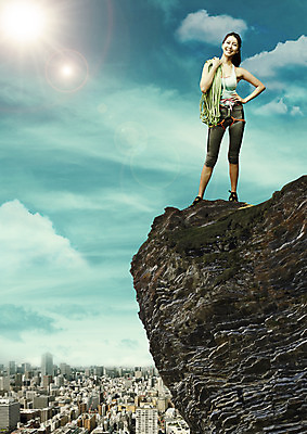 전신 PSD 구름 편집 편집이미지 여자 밧줄 허리손 하늘 한명 서기 웃음 빌딩 20대 성인 운동복 민소매 운동 절벽 한국인 도시 익스트림스포츠 이미지편집 자연요소 1 옷 줄 스포츠 포즈 상의 모션 표정 건강 사람 동양인 청년 건물 파일형식