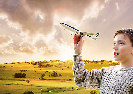 PSD 서양인 나무 구름 편집 편집이미지 남자 여행 하늘 비행기 한명 들기 소년 초원 상반신 취미 옆모습 노을 이미지편집 자연요소 외국인 식물 1 어린이 뷰포인트 항공교통 모션 대중교통 사람 파일형식