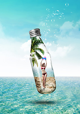 전신 PSD 서양인 구름 편집 편집이미지 여자 바다 여행 하늘 유리병 한명 서기 들기 20대 성인 취미 여름휴가 바캉스 비키니 모래사장 야자수 물방울 비치볼 이미지편집 자연요소 외국인 나무 1 수영복 공 모션 병_용기 휴가 바캉스용품 사람 청년 파일형식 여름_계절