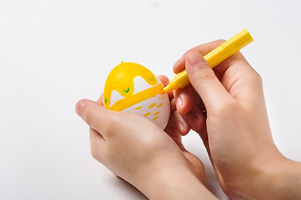 포토 JPG 손 기독교 종교 백그라운드 신체부위 그리기 부활절계란 색깔펜 국내포토 모션 부활절 사람 계란 파일형식