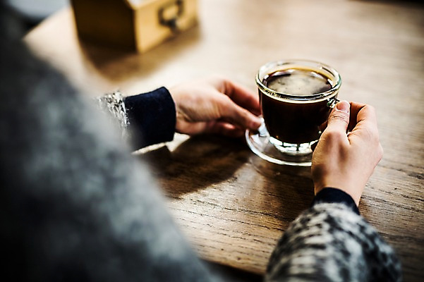 포토 JPG 커피 실내 사람없음 카페 커피잔 아메리카노 국내포토 음료 잔 내부 상점 파일형식