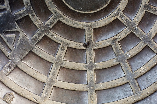 포토 JPG 백그라운드 무늬 사람없음 금속 부식 맨홀 맨홀뚜껑 국내포토 재질 파일형식