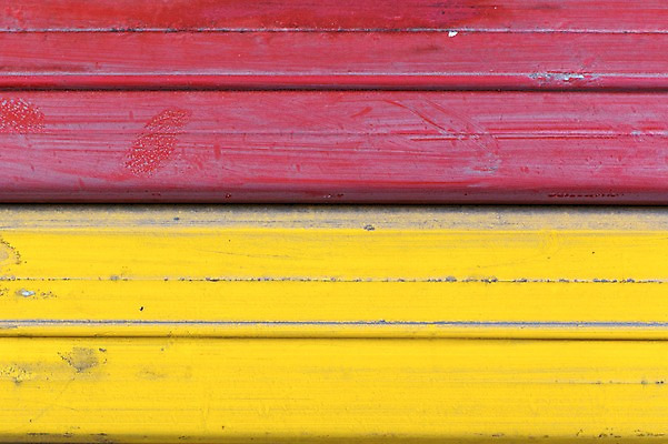 포토 JPG 백그라운드 패턴 사람없음 빨간색 노란색 금속 줄무늬 셔터 국내포토 컬러 무늬 재질 파일형식