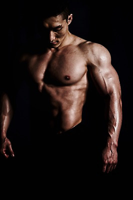 포토 JPG 남자 상의탈의 실내 한명 상반신 성인 앞모습 30대 한국인 보디빌더 근육질 성인남자한명만 국내포토 1 뷰포인트 근육 탈의 사람 동양인 내부 장년 보디빌딩 몸매 남자한명만 성인남자만 파일형식