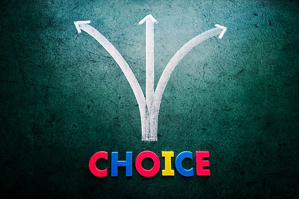 포토 JPG 해외이미지 도로 길 여행 포크 컨셉 지도 비즈니스 성공 거리 서기 사람없음 칠판 도전 그리기 균열 선택 목표 결과 계획 연결 위험 오솔길 방향 교차로 심볼 서비스 옵션 분필 비전 전략 문제 해결 방법 어려움 조언 해외202004 해외포토 식기 교통시설 모션 초크 파일형식 이미지허브